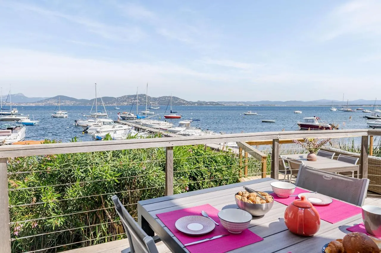 Villa Front De Mer Acces Plage Presqu'Ile De Giens-Sea And Mountain Pleasure Hyeres 0*,  France